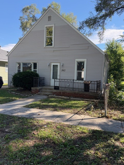Property main image
